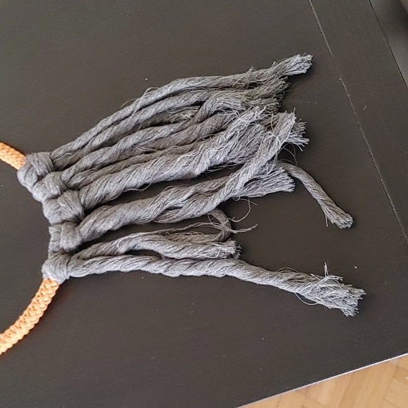 Natural Fibers Necklace - Picture 2 of 7